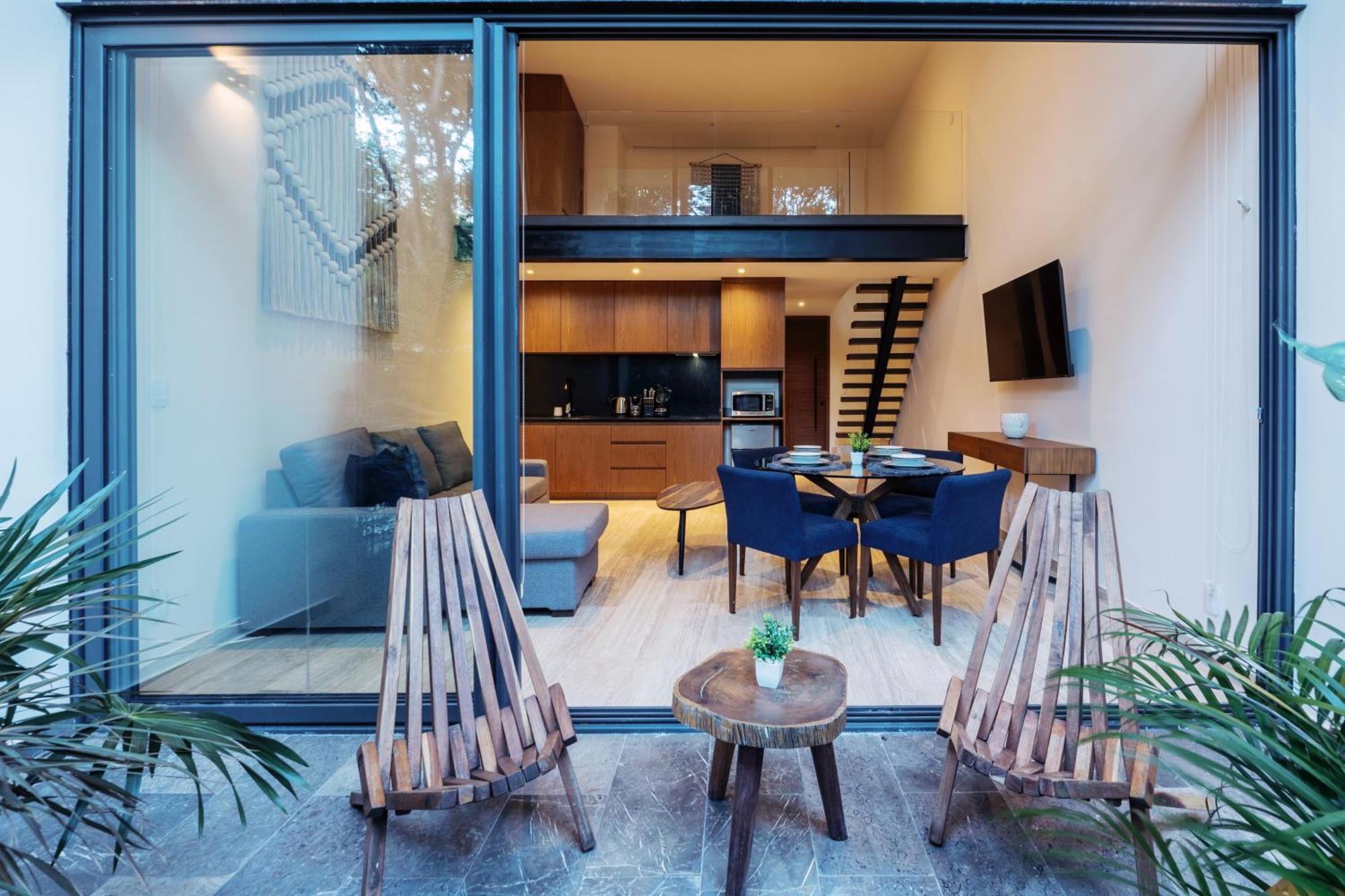 Gorgeous Loft In Mistiq Temple 2 Apartment